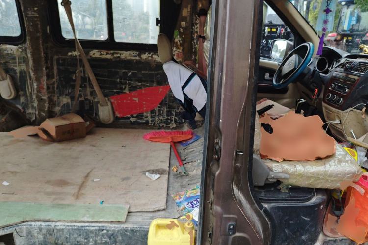 Used CHANGAN KAICHENG Ruixing M80 2014 1.5L Standard Version 4G15S