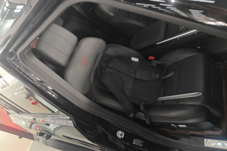 Used JETOUR Traveler 2023 2.0T All-Wheel Drive CrossPRO+
