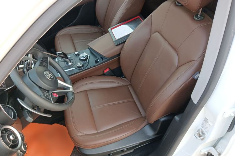 Used Alfa Romeo Stelvio 2017 2.0T 200HP Luxury Edition