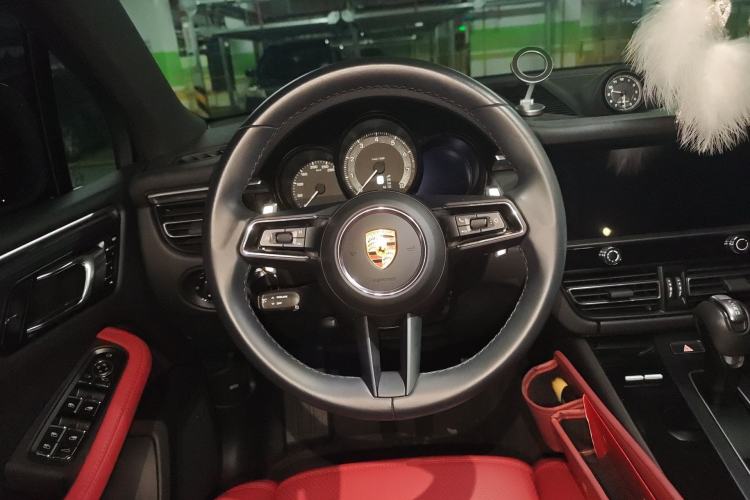 Used Porsche Macan 2024 Macan 2.0T