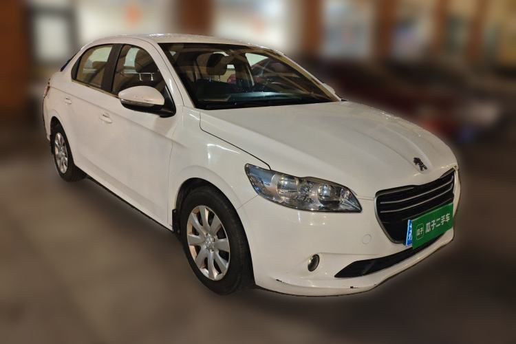 Used Peugeot 301 2014 1.6L Automatic Comfort Edition Front Right 45 Deg