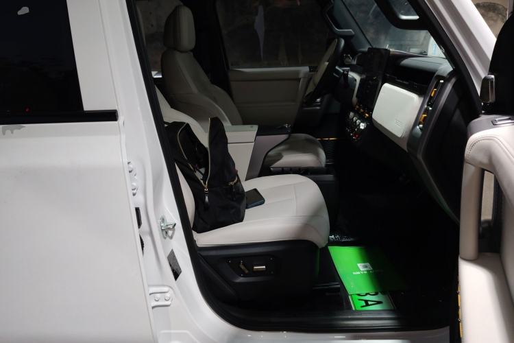 Used iCAR V23 2025 501 Four-Wheel Drive Intelligent Driving Version
