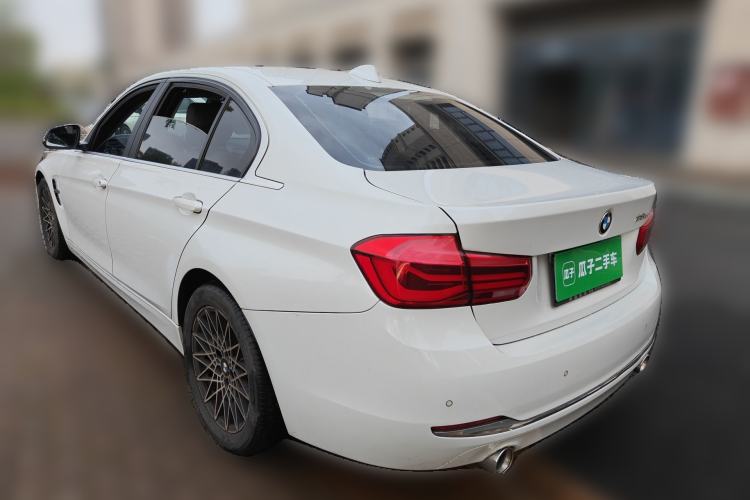 Used BMW 3 Series 2017 318Li Fashion Model Rear Left 45 Deg