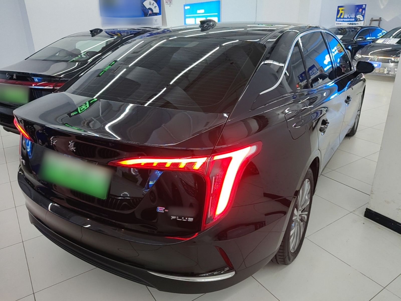 Hongqi E-QM5 2024 610 km PLUS — снимка 6