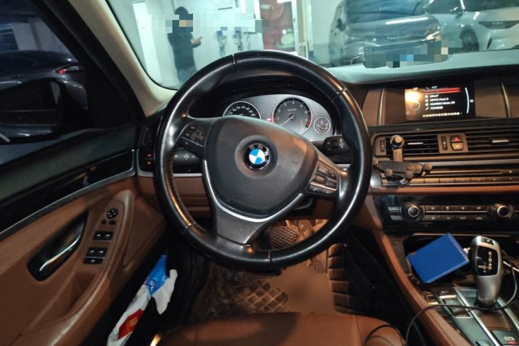 Used BMW 5 Series 2017 520Li Elegant Edition
