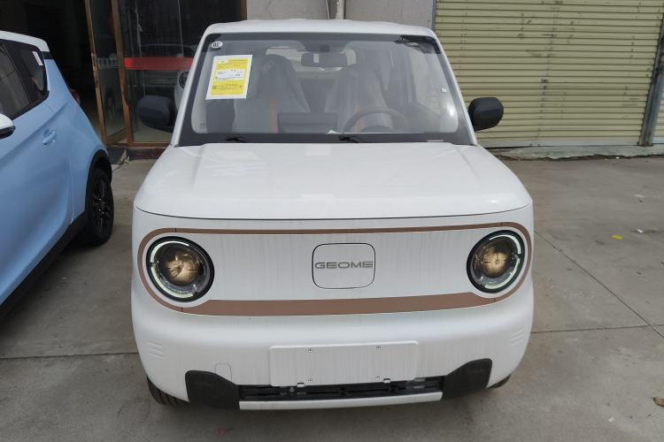 Used Geely Galaxy Panda 2024 Panda Mini 200km Endurance Bear
