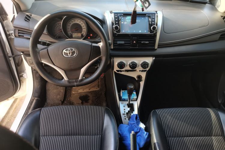 Used Toyota YARiS L Zhi Xuan 2016 Revised Version 1.5G CVT with Dynamic Sunroof