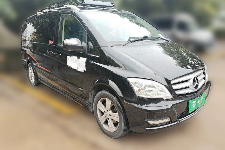 Used Mercedes-Benz Viano 2013 3.0L Comfort Edition Front Right 45 Deg