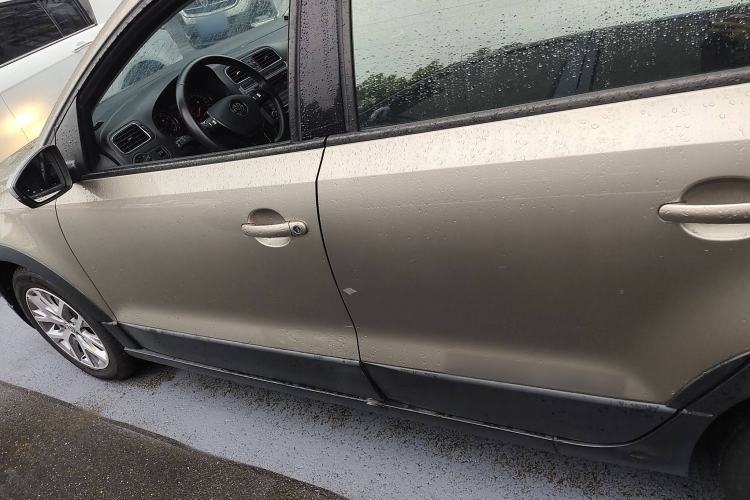 Used Volkswagen Polo 2014 1.6L Cross Polo Automatic
