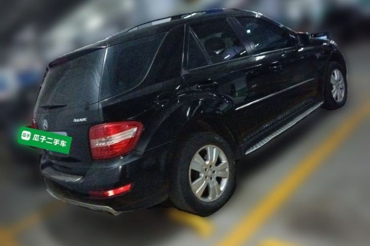 Used Mercedes-Benz M-Class  Rear Right 45 Deg