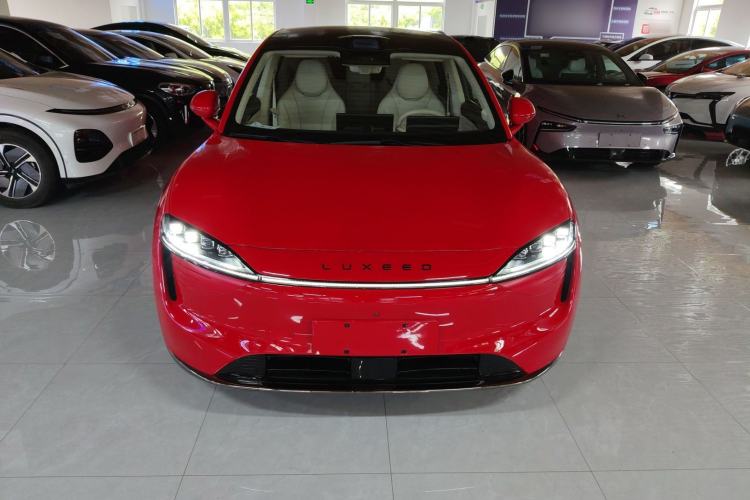 Used Hima Luxeed R7 2024 All-Electric 736 km Ultra Front