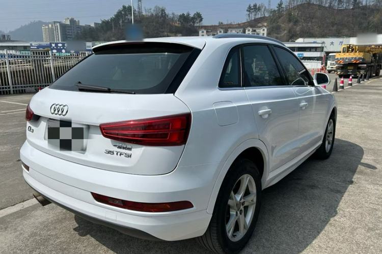 Used Audi Q3 2017 35 TFSI Fashion Model
