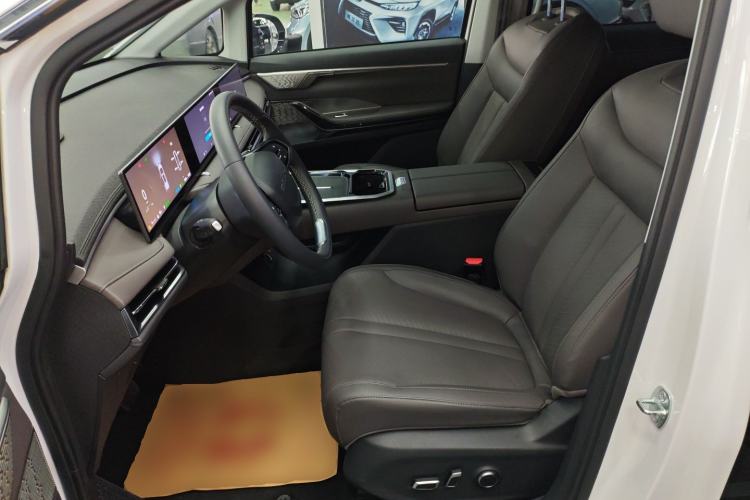 Used SAIC MAXUS Dajia 7 2024 Super Hybrid Ultra-Long Range Edition – Premium Version
