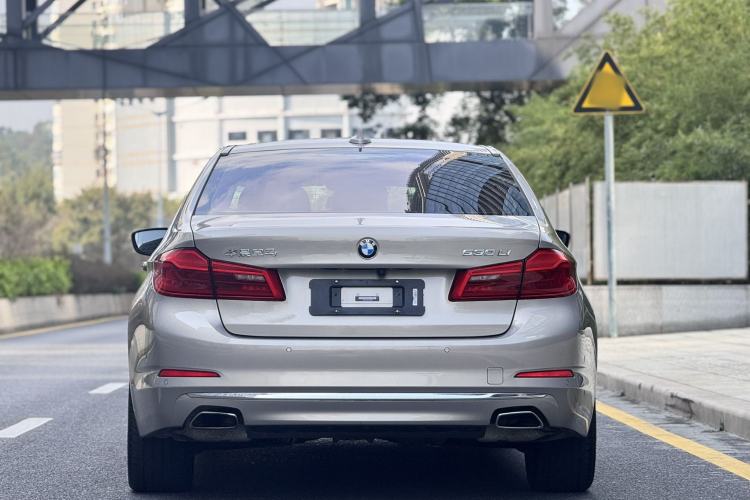 Used BMW 5 Series 2018 Facelifted 530Li Luxury Edition Premium Package
