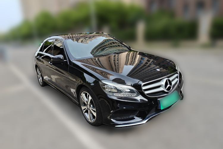 Used Mercedes-Benz E-Class 2015 E 320 L Sport 4MATIC Front Right 45 Deg