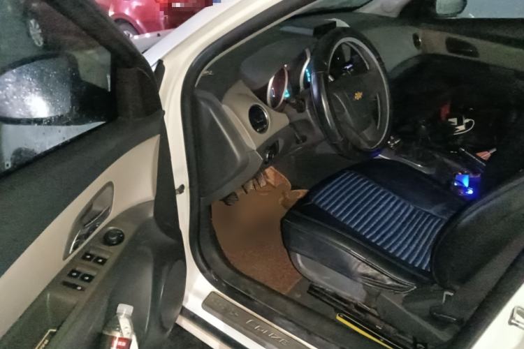 Used Chevrolet Cruze 2013 1.6L SL Sunroof Edition MT