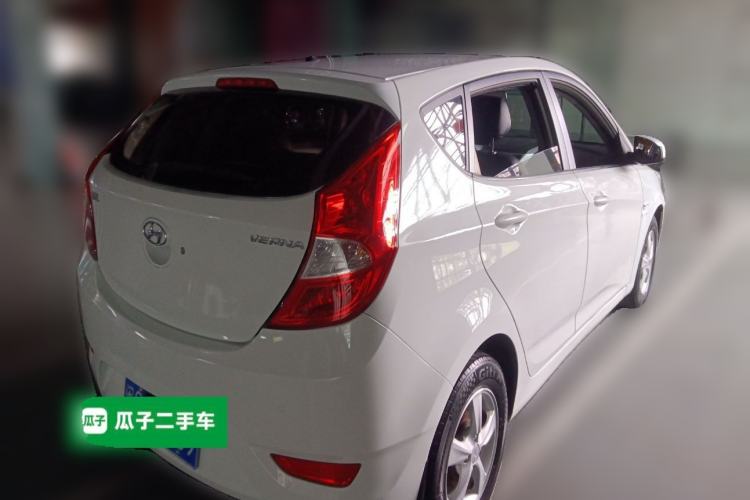 Used Hyundai Verna Ray 2014 1.4L Automatic GLX Rear Right 45 Deg