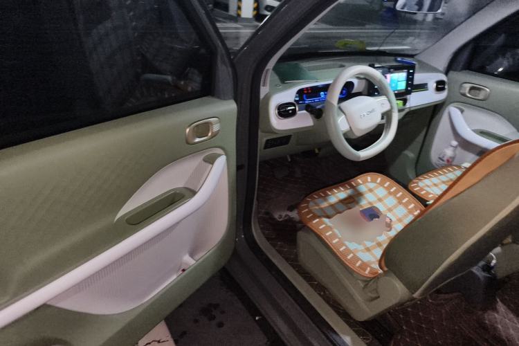 Used Geely Galaxy Panda 2025 210km Panda Rider Driver Seat