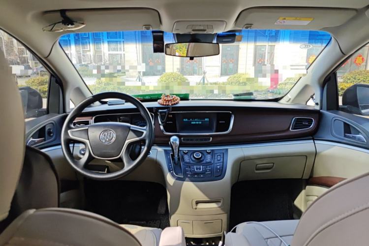 Used Buick GL8 2014 2.4L CT Luxury Business Comfort Edition
