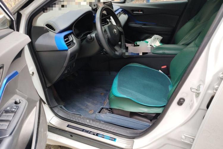 Used Toyota C-HR 2023 2.0L Comfort Edition Driver Seat
