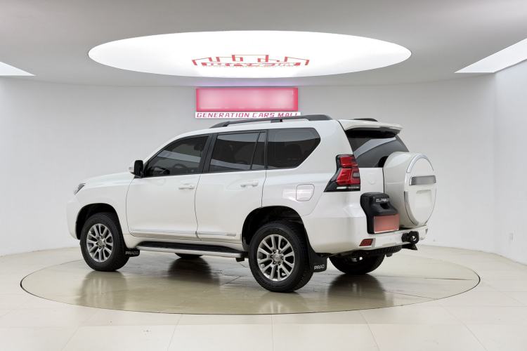 Used Toyota Prado 2018 3.5L Automatic TX-L with Rear-Mounted Spare Tire
