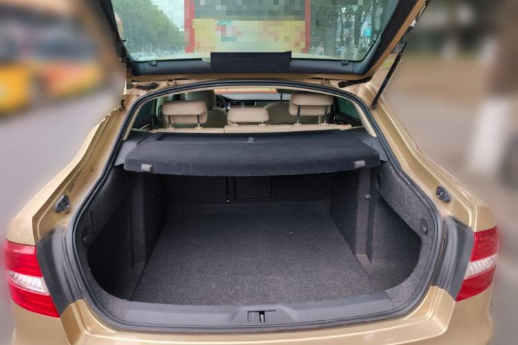 Used Skoda Superb 2013 1.8TSI Automatic Yashi Edition