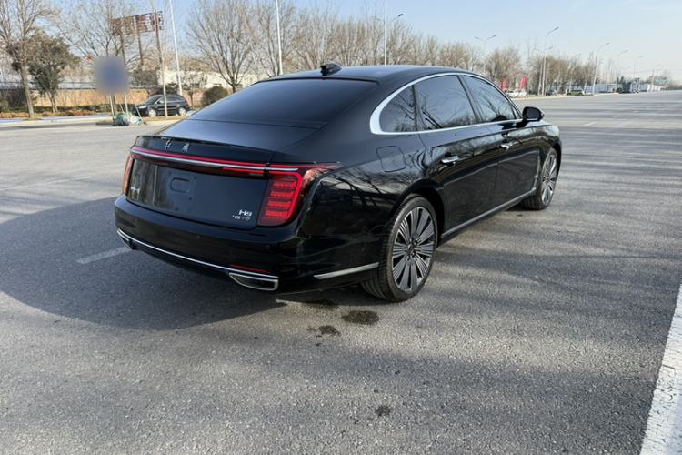 Used Hongqi H9 2025 Model Facelifted 2.0T Two-Wheel Drive Flag-Style Luxury Business Edition, 5 Seats

