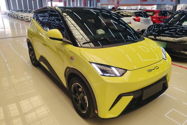 Used BYD Seagull 2024 Honor Edition 305km Freedom Version Front Right 45 Deg