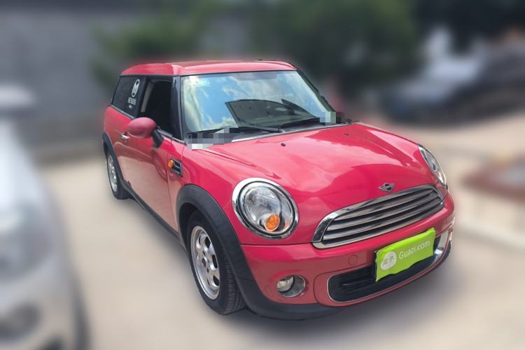 Used MINI Clubman 2011 1.6L ONE Front Right 45 Deg