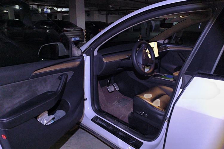 Used Tesla Model Y 2022 Rear-Wheel-Drive Version Driver Seat