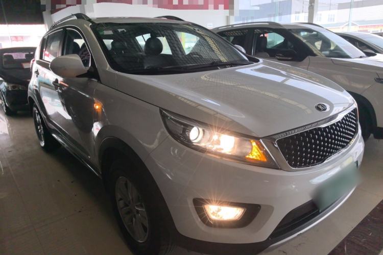 Used Kia Sportage R 2016 2.0L Manual Two-Wheel Drive GL Trim
