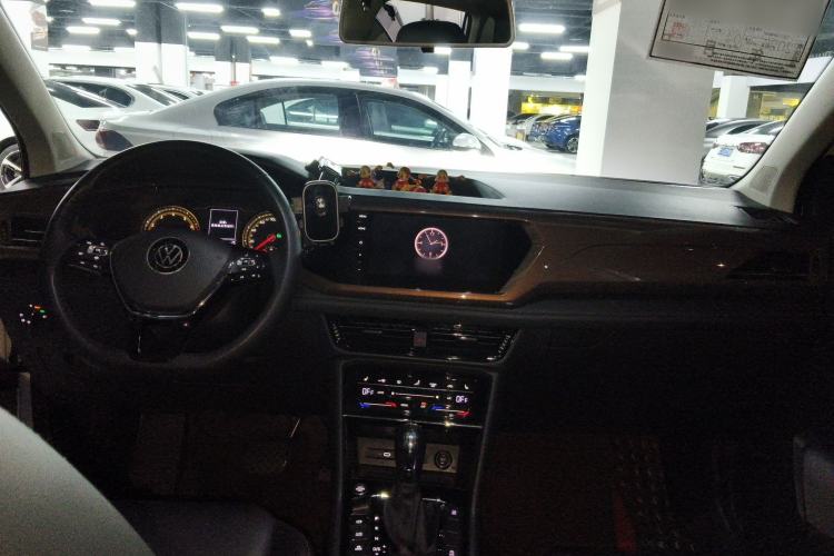 Used Volkswagen Tharu 2021 280TSI Two-Wheel-Drive Luxury Plus Edition
