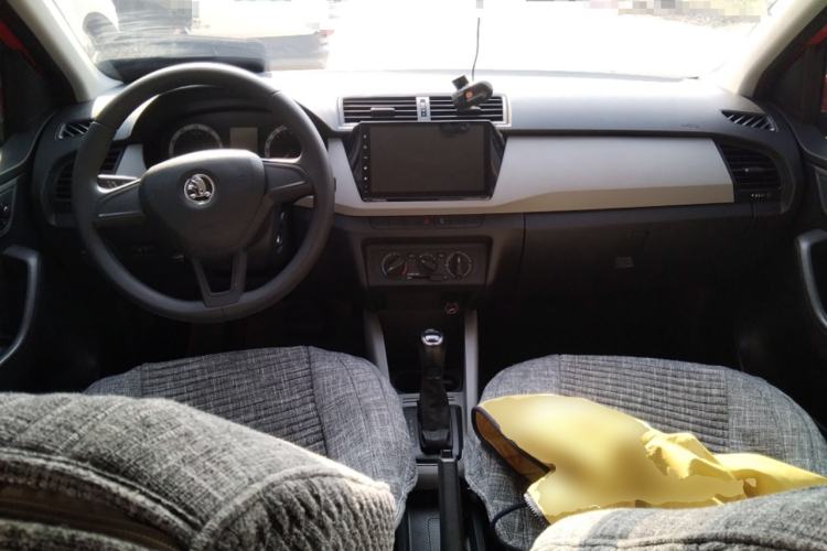 Used Skoda Fabia 2016 1.4L Automatic Car Enjoy Edition
