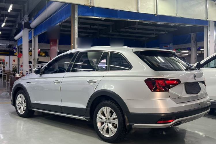 Used Volkswagen C-TREK 2017 230TSI DSG Comfort Version