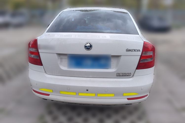 Used Skoda Octavia 2014 1.6L Manual Yijie Edition Rear
