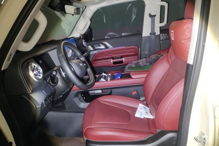 Used Tank 300 2025 2.4T Diesel Version