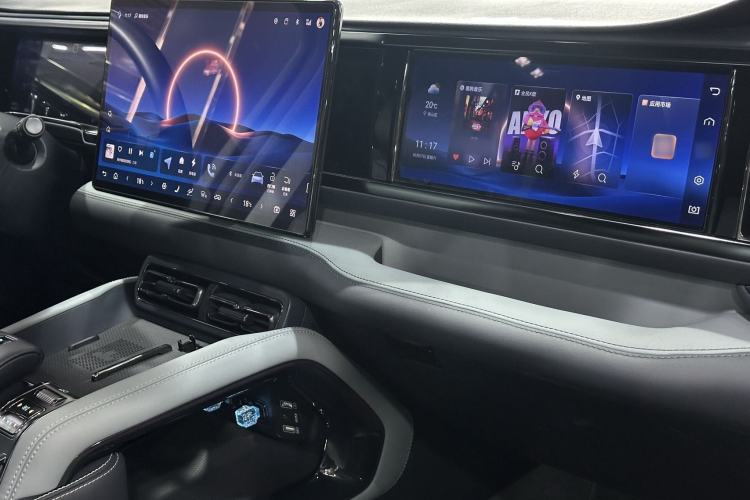 Used Formula Leopard Leopard 5 2023 Navigator Edition