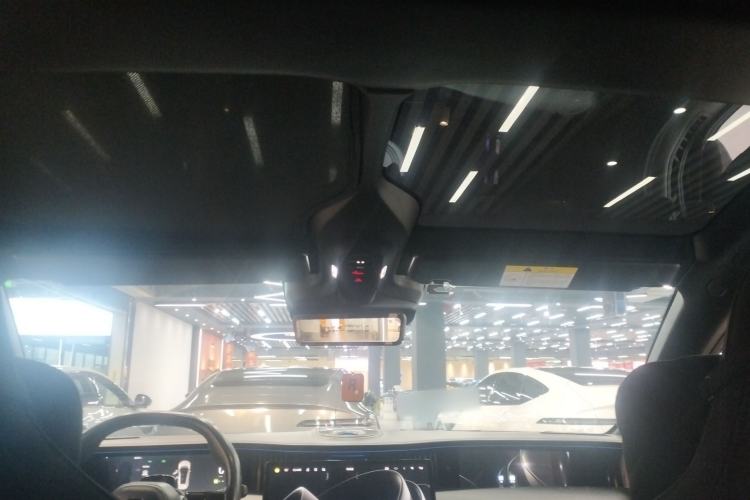 Used Avatr 11 2022 011 MMW Collaboration Limited Edition