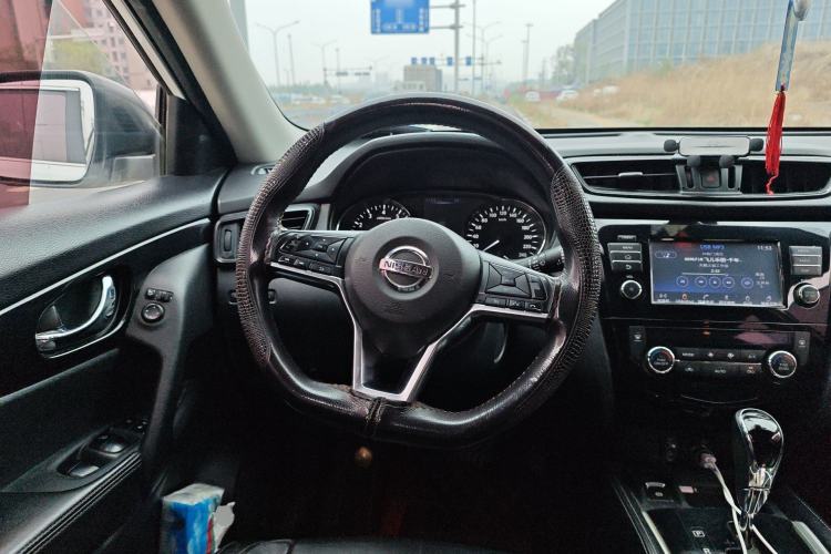 Used Nissan X-Trail 2019 2.0L CVT Comfort Edition 2WD Steering Wheel