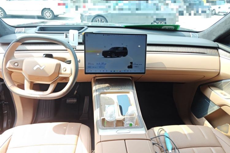 Used ONVO Luxeed L90 2025 Model—Ultra Six-Seater Version
