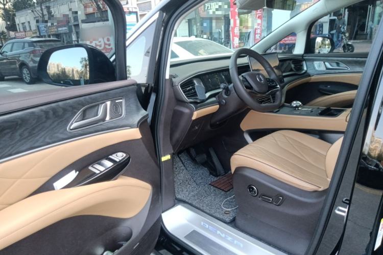 Used Denza D9 2024 EV 620 Premium Model