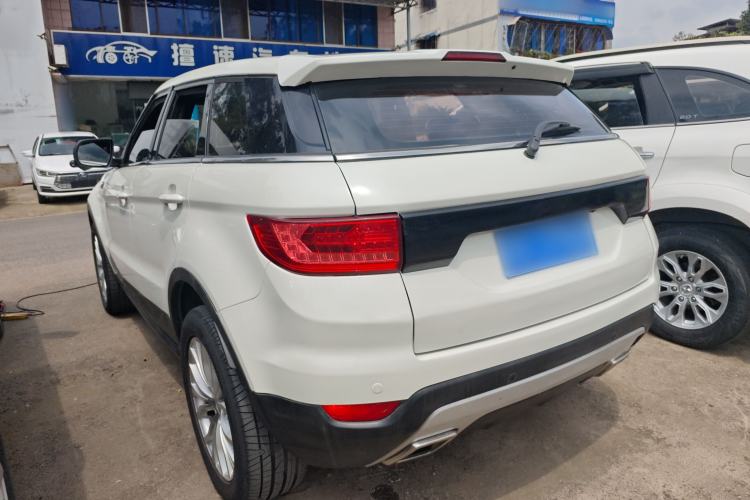 Used Land X7 2015 2.0T Panoramic Prestige Edition Rear Left 45 Deg