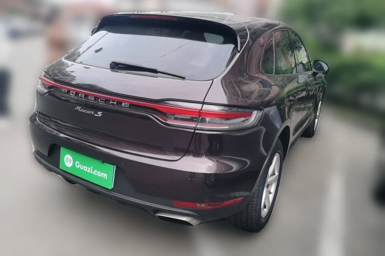 Used Porsche Macan 2018 Macan 2.0T Rear Right 45 Deg