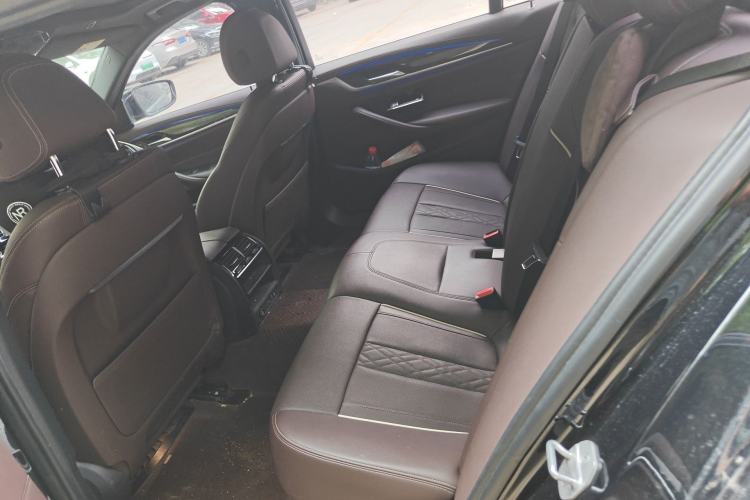 Used BMW 5 Series 2022 Restyled 525Li M Sport Package Left Rear Seat