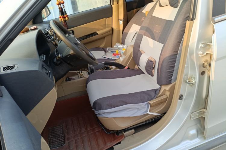 Used Wuling Hongguang 2014 1.5L S Comfort Model
