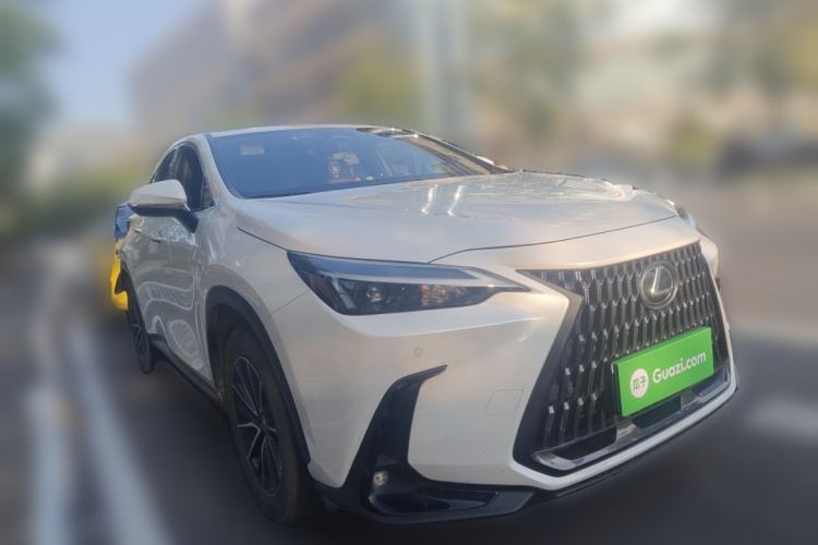 Used Lexus NX 2022 350h Front-Wheel-Drive Innovation Edition
