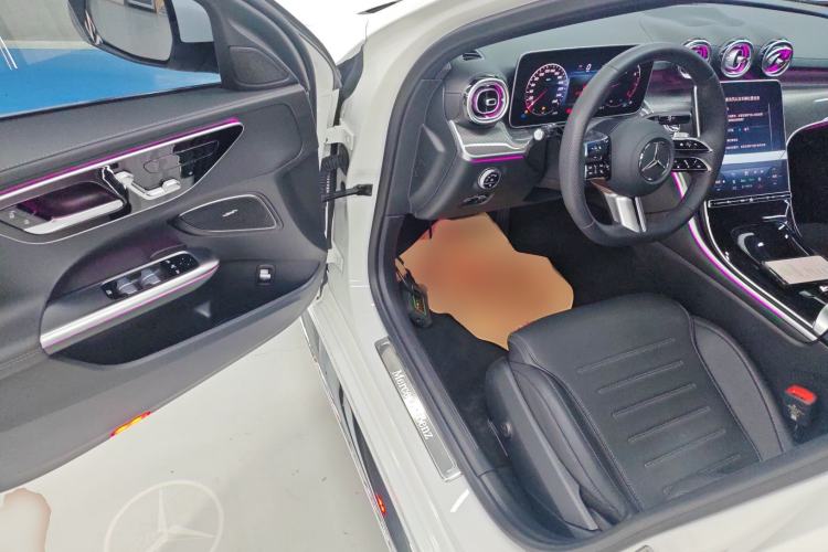 Used Mercedes-Benz C-Class 2024 Second Facelift C 260 L Sport Edition Driver Seat