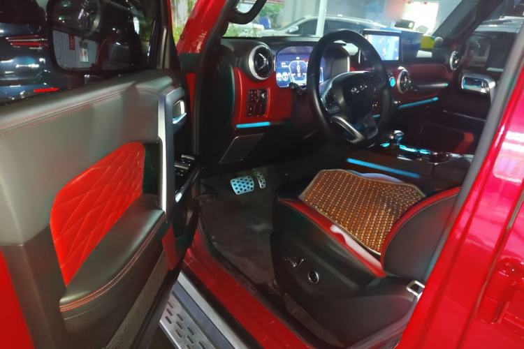 Used BAIC Off-Road BJ40 2022 2.0T Automatic Four-Wheel Drive Ring of the Tower Champion Edition Driver Seat