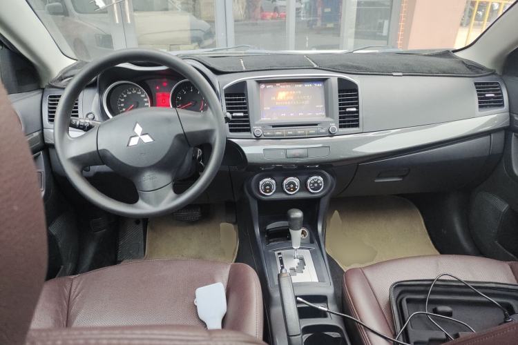 Used Mitsubishi Lancer EX 2013 Fashion Edition 1.8L CVT Comfort Version
