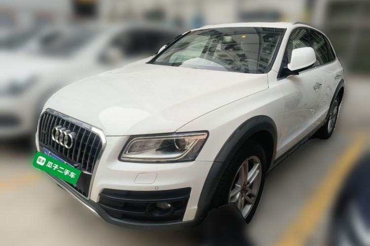 Used Audi Q5 2017 Plus 40 TFSI Technology Model